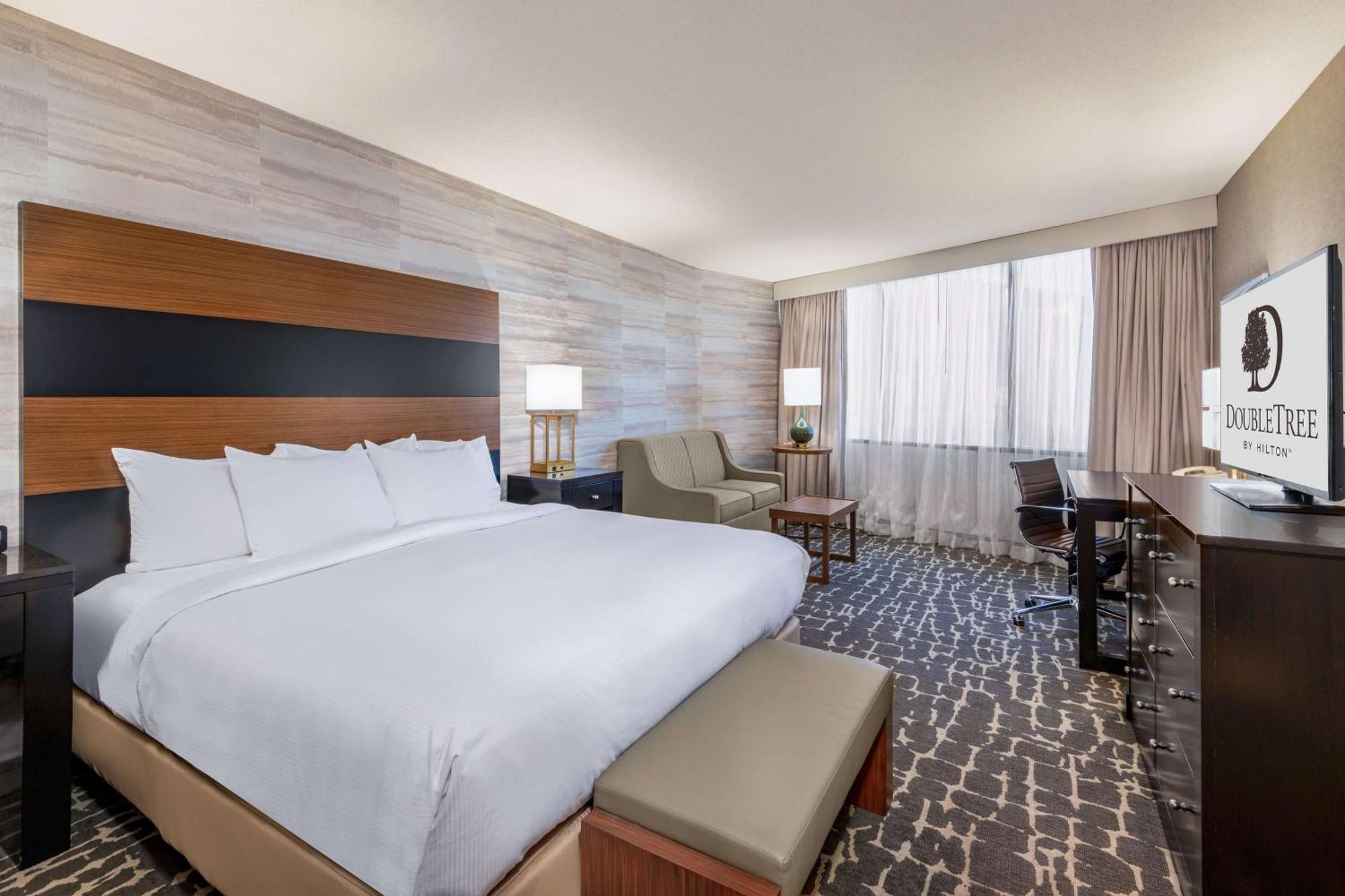 Doubletree By Hilton Hotel Denver - Aurora Exterior foto